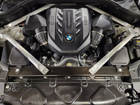 Used 2021 BMW X6 M50i w/ Executive Package AWD/4WD image 46