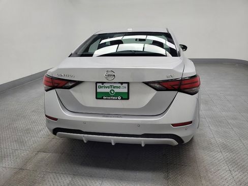 Used 2021 Nissan Sentra SV image 7