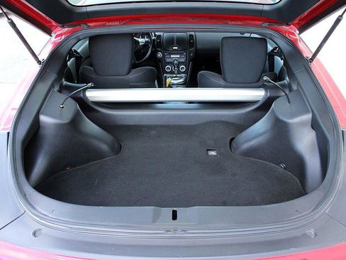 Used 2012 Nissan 370Z Coupe image 8