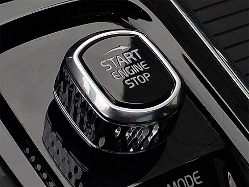 Used 2020 Volvo S60 T6 Momentum image 19