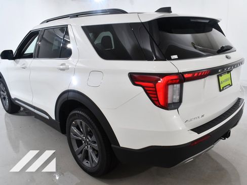New 2025 Ford Explorer Active w/ Active Comfort Package image 15