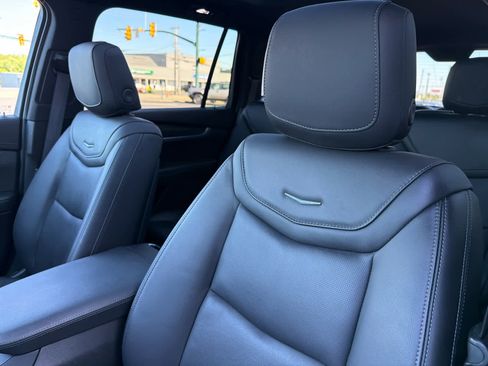 Used 2024 Cadillac XT6 Sport w/ LPO, ONYX Package AWD/4WD image 30