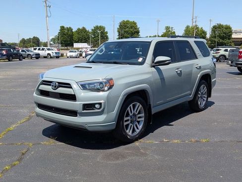 Used 2022 Toyota 4Runner TRD Sport w/ Technology Package RWD image 7