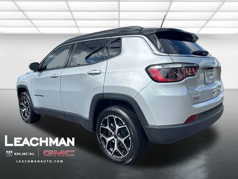 Used 2026 Jeep Compass Limited AWD/4WD image 6