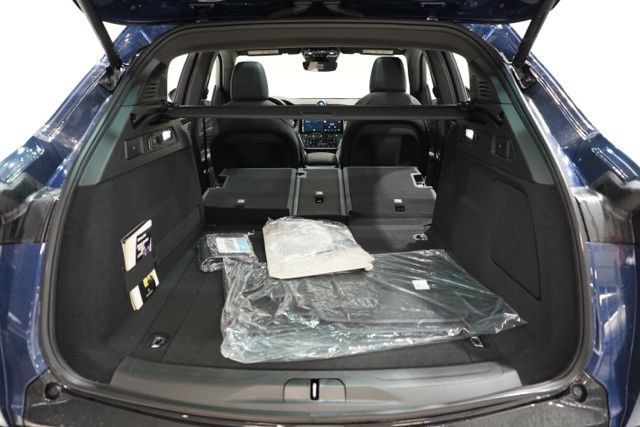 Certified 2025 Maserati Grecale Modena AWD/4WD image 32