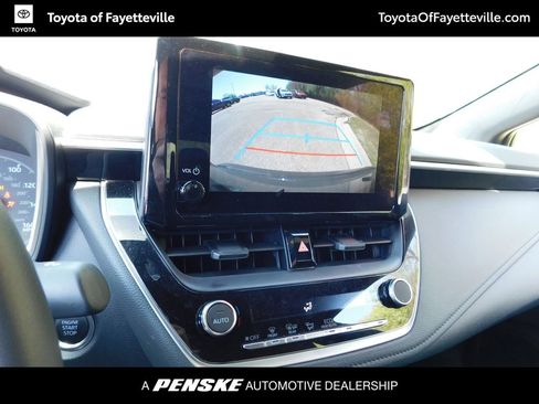 Used 2025 Toyota Corolla SE image 10