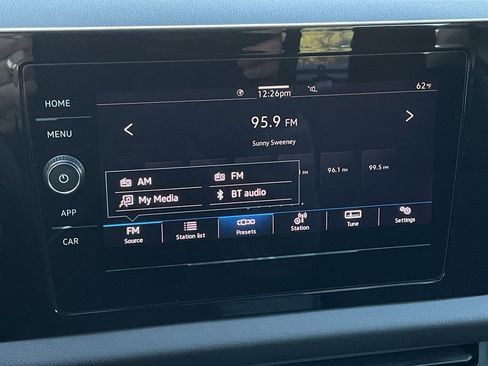 Used 2025 Volkswagen Jetta S image 28