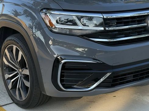 Used 2022 Volkswagen Atlas Cross Sport SEL Premium R-Line AWD/4WD image 6