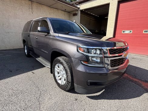 Used 2015 Chevrolet Suburban LT AWD/4WD image 8