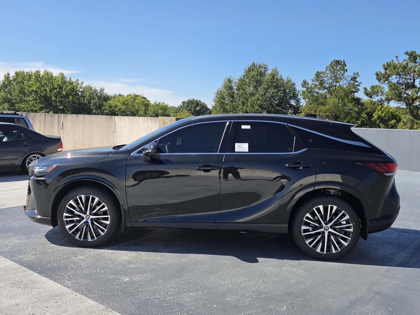 New 2026 Lexus RX 350 FWD image 2