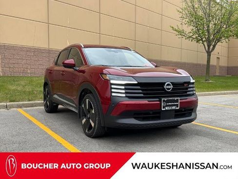Certified 2025 Nissan Kicks SR w/ SR Premium Package AWD/4WD image 1