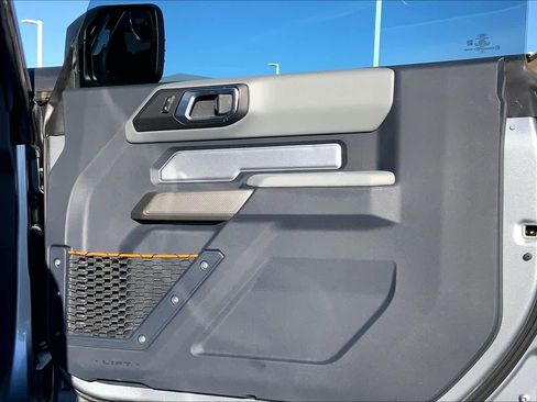 Used 2023 Ford Bronco Badlands image 23