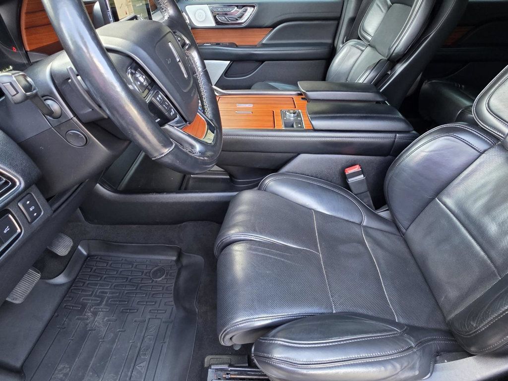 Used 2019 Lincoln Navigator L Reserve AWD/4WD image 6