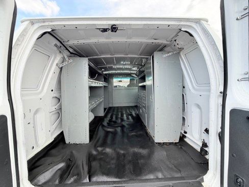 Used 2014 Ford E-350 and Econoline 350 Extended Super Duty w/ Power Group image 14