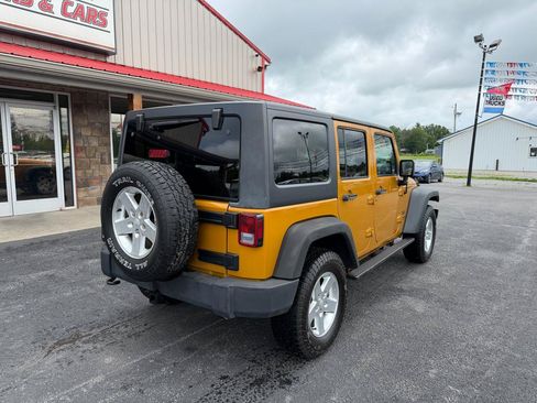 Used 2014 Jeep Wrangler Unlimited Sport w/ Quick Order Package 24S AWD/4WD image 4