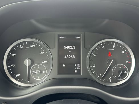 Used 2023 Mercedes-Benz Metris image 27