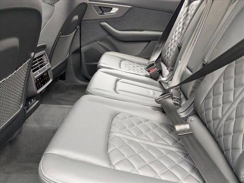 New 2026 Audi SQ7 Premium Plus AWD/4WD image 15