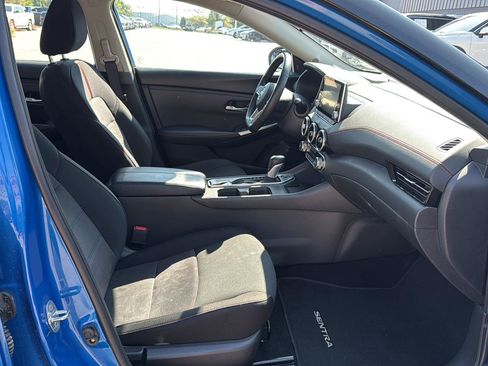 Used 2025 Nissan Sentra SR w/ Midnight Edition FWD image 12