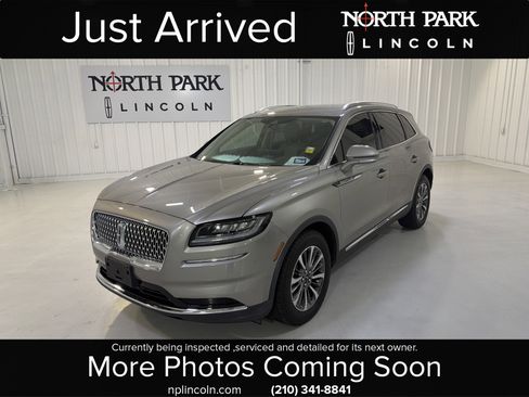 Used 2023 Lincoln Nautilus FWD w/ Premium Package image 1