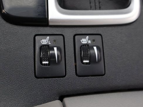 Used 2017 Toyota Highlander XLE image 57