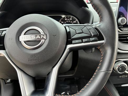 Used 2023 Nissan Altima 2.5 SR FWD image 24