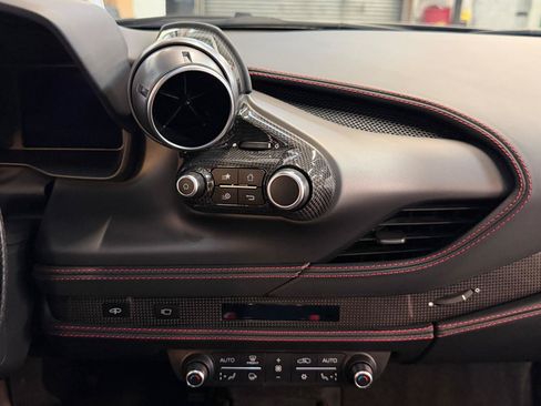 Used 2020 Ferrari F8 Tributo RWD image 32