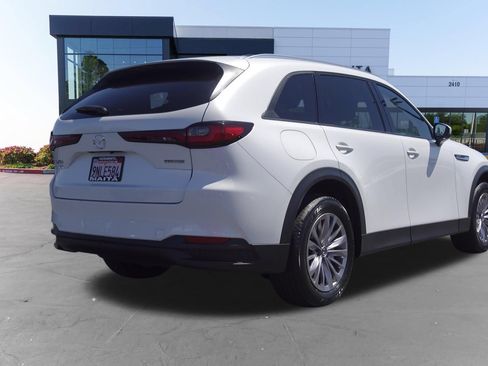 Used 2024 MAZDA CX-90 Plug-In Hybrid w/ Preferred AWD/4WD image 4