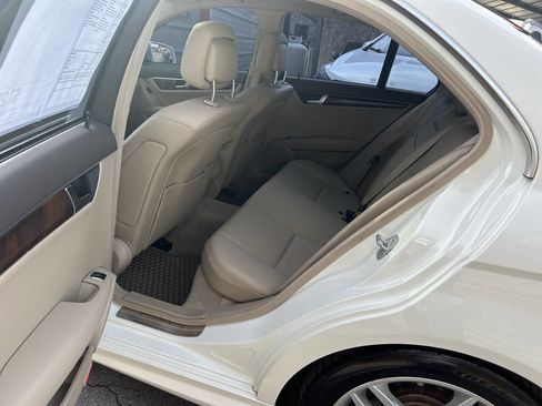 Used 2012 Mercedes-Benz C 300 4MATIC Sedan image 23