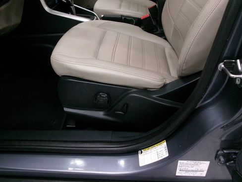 Used 2018 Ford EcoSport Titanium AWD/4WD image 22