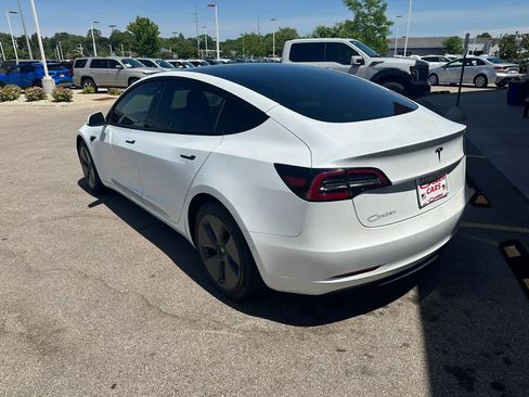 Used 2021 Tesla Model 3 Standard Range Plus RWD image 7