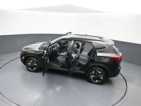 Certified 2025 Kia Seltos S AWD/4WD image 43