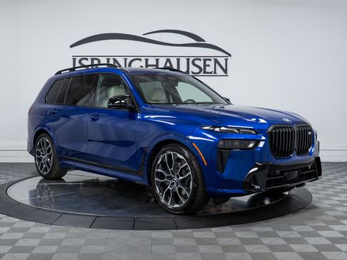 Used 2026 BMW X7 M60i AWD/4WD image 3