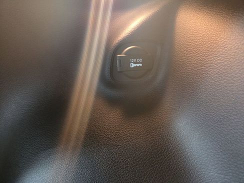 Used 2020 Jeep Cherokee Latitude image 24