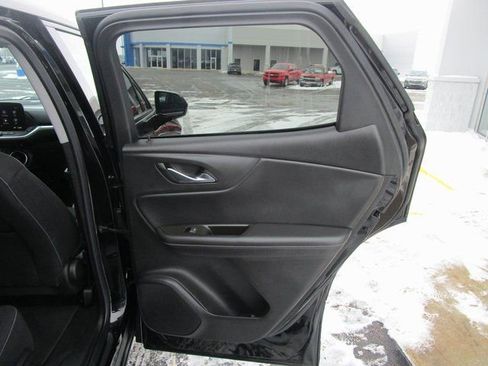 Used 2023 Chevrolet Blazer LT image 22