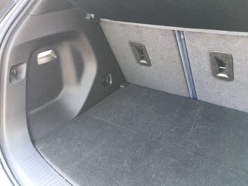 Used 2022 Chevrolet Bolt EUV Premier w/ Sun & Sound Package FWD image 31