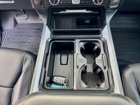 Used 2023 Ford F350 Lariat w/ Chrome Package image 20