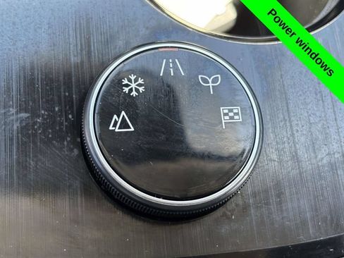 Used 2021 Nissan Rogue SV AWD/4WD image 20