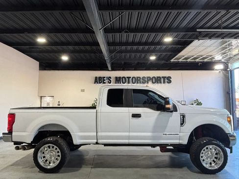 Used 2019 Ford F350 XL w/ XL Value Package AWD/4WD image 4