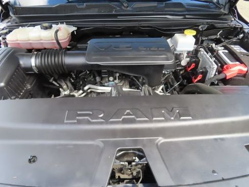 Used 2022 RAM 1500 Big Horn AWD/4WD image 13