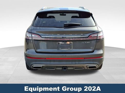 Used 2020 Lincoln Nautilus Reserve w/ Equipment Group 202A image 6