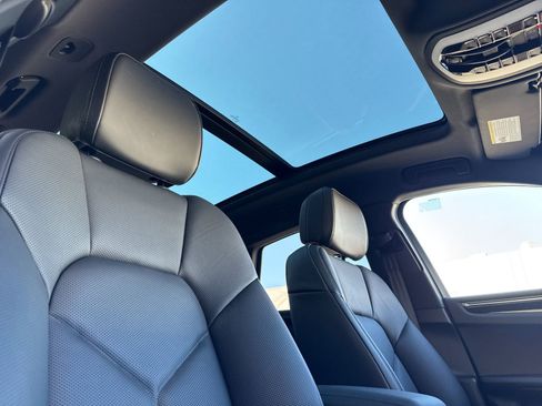 New 2026 Porsche Macan image 19