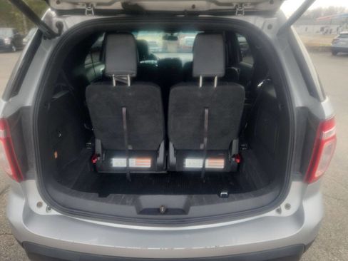 Used 2015 Ford Explorer XLT w/ Equipment Group 202B image 17