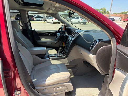 Used 2008 GMC Acadia SLT FWD image 25