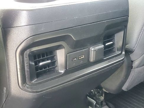 Used 2021 Chevrolet Silverado 1500 LT Trail Boss AWD/4WD image 31