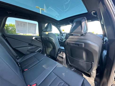 Certified 2025 BMW X3 xDrive30 w/ Convenience Package AWD/4WD image 29