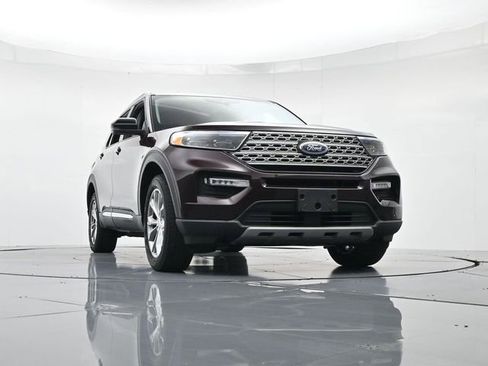 Certified 2023 Ford Explorer Limited w/ Equipment Group 301A image 36