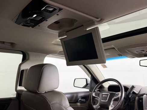 Used 2017 GMC Yukon SLT w/ Open Road Package image 34
