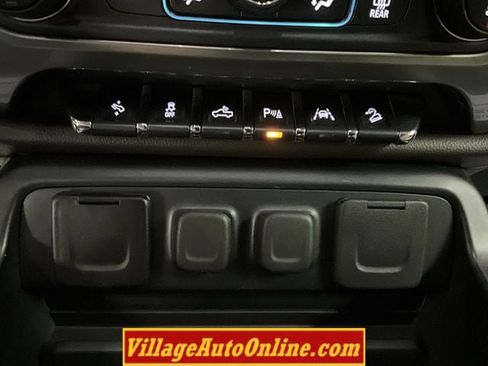 Used 2017 Chevrolet Silverado 1500 LTZ Z71 w/ LTZ Plus Package image 29