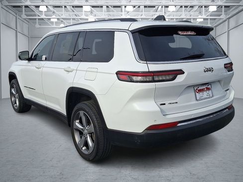 Certified 2022 Jeep Grand Cherokee L Limited image 3