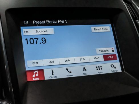 Used 2018 Ford Edge Titanium w/ Technology Package image 30